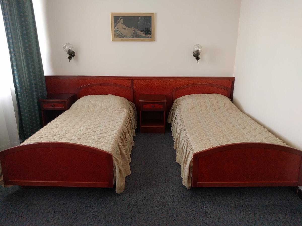 Hotel Vodno Skopje Bagian luar foto