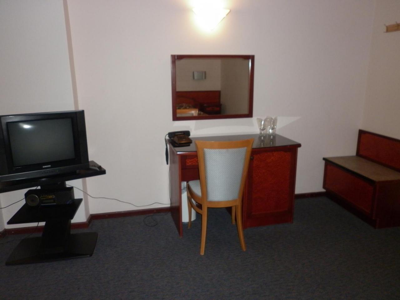 Hotel Vodno Skopje Bagian luar foto
