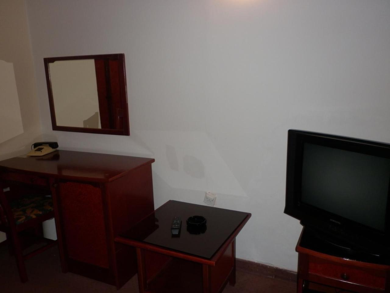 Hotel Vodno Skopje Bagian luar foto